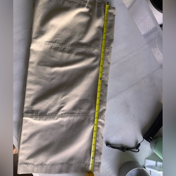 DLSSH Women’s wide legs Cargo pants size 8 TAN - Picture 8 of 10